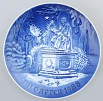 1988 Royal Koppenhága, Bing & Gröndal Jultallrik emlék tányér, Hans Christian Andersen a Királyok kertjében. Jelzett, hibátlan. d: 18 cm