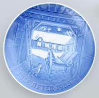 1985 Royal Koppenhága, Bing & Gröndal Jultallrik emlék tányér, Szenteste a farmon. Jelzett, hibátlan. d: 18 cm