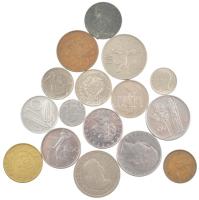 16 darabos vegyes külföldi érme tétel,közte Nagy- Britannia, Olaszország, Venezuela, Cseh- Morva Protektorátus T:1- - 2- 16 pieces coin lot among United Kingdom, Italy, Venezuela, Bohemian- Moravian Protectorate C:AU-VF