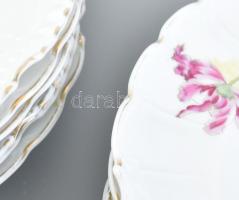 Royal Vienna 20 darabos, virágmintás étkészlet, korának megfelelő kopásokkal, minimális lepattanások...