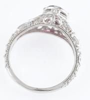 Exkluzív malaja gránát köves ezüst (Ag) gyűrű 0,76 cts 1,95 g Jelzett m: 55