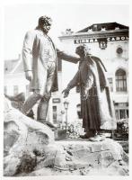 Murádin Jenő: Fadrusz - Két szobor száz éve. Lászlóffy Aladár előszavával. Kolozsvár, 2002, Gloria-P...