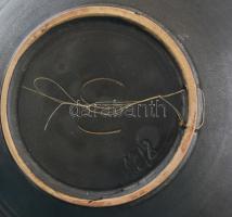 Retró vöröses-sárgás fali dísztál. Mázas kerámia, jelzett, d: 29 cm