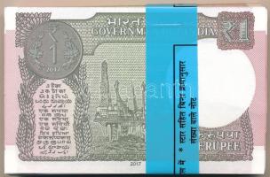 India 2017. 1R (100x) kötegelővel, egy kivételével sorszámkövetők T:I India 2017. 1 Rupee (100x) wit...
