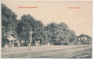 1910 Borosjenő, Borosineu, Ineu; Vasútállomás. Radó Adolf kiadása / Bahnhof / railway station + "GURAHONCZ - ARAD 69. SZ." vasúti mozgóposta bélyegző