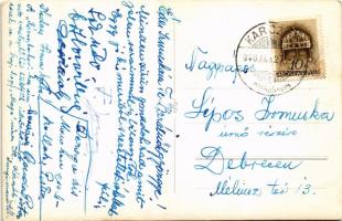 1940 Karcag, Vendéglő a Rózsabokorhoz, étterem kertje vendégekkel és pincérekkel. photo