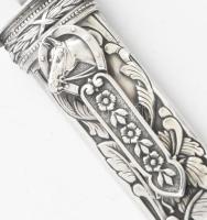 Gaúcha ezüstözött kés, Ló és patkó motívummal, nemesacél éllel. H: 28 cm