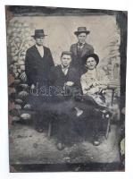 cca 1900 Négy férfi, ferrotípia, 10×6 cm