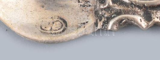 Ezüst (Ag) só és borstartó, kék üvegbetéttel, fűszerkanállal, jelzett, hibátlan, bruttó: 37,8 g, m: ...