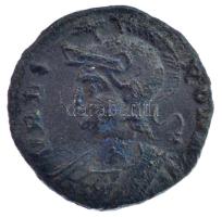 Római Birodalom / Alexandria / I. Constantinus 335-337. AE Follis Cu (2,13g) T:2- Roman Empire / Alexandria / Constantine I 335-337. AE Follis Cu "VRBS ROMA / SMALA" (2,13g) C:VF RIC VIII 16