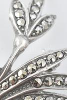 Ezüst (Ag) Art Deco markazitos bross, 4 cm, jelzett, bruttó: 5,8 g