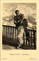 Gustav Fröhlich és Alpár Gitta (1917-ig Klopfer Regina) magyar nemzetiségű, izraelita vallású színésznő, koloratúrszoprán hangú opera és operett énekesnő. Édesapja Klopfer Ignác, a Dohány utcai zsinagóga kántora, karnagya