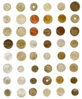 Vegyes 48 darabos külföldi fémpénz tétel, többsége szép tartásban Mixed 48pc foreign coin lot, most of in good condition