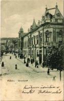 Miskolc, Városház tér, üzlet palackozott borokkal és rummal. Ferenczi B. kiadása (ragasztónyom / gluemark)