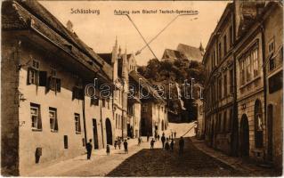 1913 Segesvár, Schässburg, Sighisoara; Aufgang zum Bischof Teutsch-Gymnasium / feljárat a Teutsch püspök gimnáziumhoz. Fritz Tuetsch kiadása / street view, grammar school (Rb)