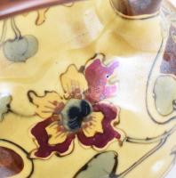 Ernst Wahliss. (Austrian, 1837-1900) Pergamon: Bécsi szecessziós fajansz kiöntő. Kézzel festett, jel...