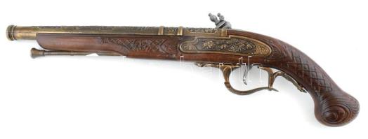 Antik pisztoly igényes gyűjtői replikája fa, fém, réz 48 cm