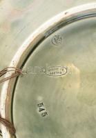 Bécsi porcelán fali dísztányér. Vízhordó lányka. XX: sz. eleje. Mázas kerámia, dombornyomott, jelzet...