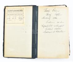1900 Kézzel írt szakácskönyv, receptkönyv, több mint száz oldalon, mindenféle recept, főétel, desszert, néhány orvosság magyarul írott receptje, megviselt vászonkötésben