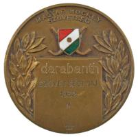1932. Magyar Hockey Szövetség - Szövetségi Díj 1932 II. bronz jégkorong díjérem a szövetség zománcozott címerével és Berán N BPest gyártói jelzéssel (51mm) T:1-,2
