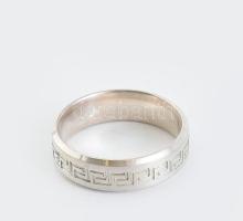 Ezüst (Ag) karikagyűrű, jelzett, méret: 57, nettó: 4,8 g