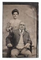 cca 1910 Ferrotípia: férj és feleség 7x9 cm