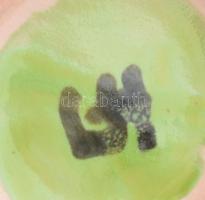 FJ jelzéssel: Zöld váza. Kézzel festett, mázas kerámia Gyári mázhibával. 20 cm