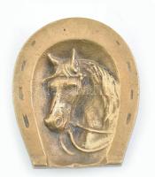 Patkó alakú bronz dísztál, 10×8,5 cm
