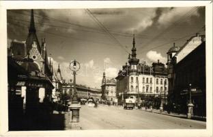 1940 Kolozsvár, Cluj; utca, üzletek, autóbusz / street view, shops, autobus. photo + 1940 Kolozsvár visszatért So. Stpl.