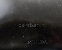Prada Triangle kézitáska, használt, de szép állapotban.
Eredetiség garanciával. Bolti ár: 380.000 H...
