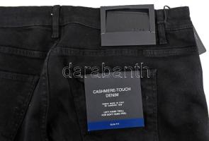 Hugo Boss Cashmere touch Slim Fit prémium kék férfi farmer
nadrág vadonatúj állapotban, bolti készl...