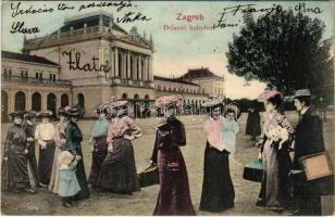 1904 Zagreb, Zágráb; Drzavni kolodvor / Bahnhof / vasútállomás. Montázs hölgyekkel, kutyával és gyerkekkel / railway station. Montage with ladies, dog and children (EK)