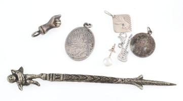 Ezüst (Ag) vegyes ezüstök, bruttó: 33,9g