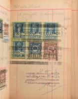 1923-24 Forgalmi adókönyv, 35 oldalon sok bélyeggel, lapok kijárnak