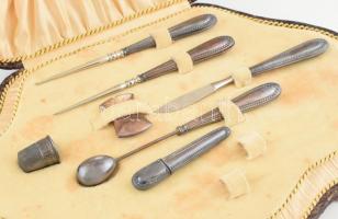 Ezüst (Ag) Századfordulós, szecessziós varrókészlet (Ag 800), 8
darabos- 1db hiányzik, igényesen ki...