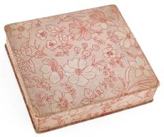 Selyemmel bevont édességes doboz Kanitz és Fiai, cca 1920. 22x19 cm