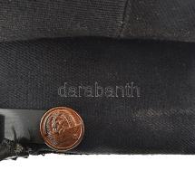 1950 Rákosi címeres vasutas tányérspaka zománcos sapkajevénnyel és Rákosi címeres vasutas gombbal. K...