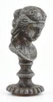 Figurális pecsétnyomó, vésett, fém, m: 6,5 cm