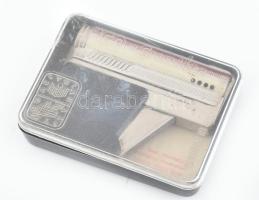 Pisztoly formájú öngyújtó, nincs kipróbálva, kopott, h: 8 cm