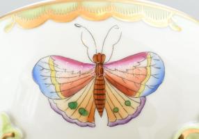 Herendi Viktória mintás bonbonniere. Kézzel festett, jelzett, kopott. d: 11,5 cm