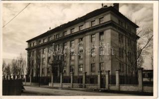 1939 Budapest X. M. kir. Pénzügyőrség Altiszti Iskolája. Újhegyi út 14.