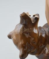 Zsolnay birkózó medvék. Kézzel festett, jelzett (Markup Béla), hibátlan, m: 31 cm