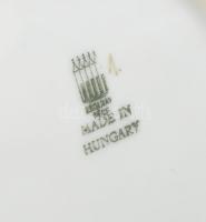 Zsolnay birkózó medvék. Kézzel festett, jelzett (Markup Béla), hibátlan, m: 31 cm