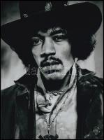cca 1968 James Marshall ,,Jimi" Hendrix (1942-1970) amerikai gitáros, énekes, zeneszerző portréja, 1 db mai nagyítás a néhai Lapkiadó Vállalat központi fotólaborjának archívumából, 24x17,7 cm