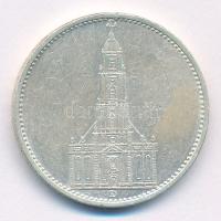 Német Harmadik Birodalom 1934D 5M Ag "Garnisonkirche" T:2,2- kis ph. German Third Reich 1934D 5 Reichsmark Ag "Garnisonkirche" C:XF,VF small edge error Krause KM#83