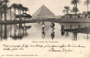 Village and piramids (Ek)