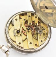 Ezüst (Ag) kulcsos zsebóra. Hibátlan számlap, szép állapotban, kulccsal, jelzett, működik d: 46 mm