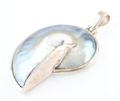 Ezüst (Ag) foglalatban nautilus medál, 5cm, jelzett