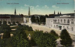 Linz Wilhelm square with the Kolosseum