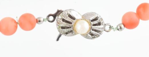Korall nyakék ezüst(Ag) kapoccsal, jelzett, h: 48 cm